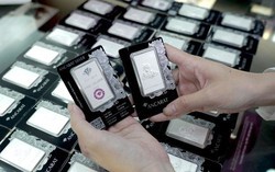 Sáng nay, giá bạc đồng loạt giảm