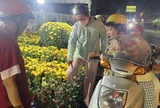 Hoa Tết giá rẻ 50.000 - 100.000 đồng/chậu cháy hàng