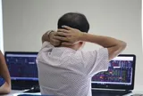 3 "cái bẫy" nhà đầu tư chứng khoán cần tránh để không “mất tiền” năm 2026