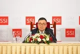Cổ đông hỏi Chủ tịch có dám hứa cổ phiếu SSI “tăng bằng lần” như Vingroup, ông Nguyễn Duy Hưng trả lời thế nào?