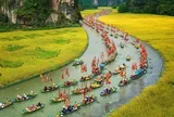 Ninh Bình đón lượng khách du lịch cao nhất trong dịp lễ Giỗ Tổ Hùng Vương và 30/4-1/5 nhưng nhưng 'quán quân' doanh thu lại thuộc về thành phố này