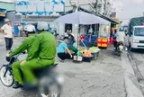 Một Đại úy công an bị hạ bậc thi đua sau bức ảnh phản ánh của người dân