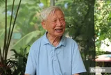 Câu chuyện xúc động về hành trình thầy giáo già tìm lại món quà quý của Bác Hồ