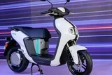Xe máy điện giảm giá "sập sàn", có mẫu giảm đến 15 triệu đồng