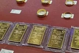 Giá vàng hôm nay 31-5: Ba tuần, người mua vàng miếng SJC, vàng nhẫn lỗ gần chục triệu đồng/lượng