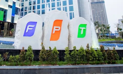 Chuyện gì đây: FPT lập 2 kỷ lục trong một ngày
