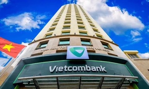Lãi suất tiết kiệm ngân hàng Vietcombank mới nhất tháng 12/2025: Áp dụng ưu đãi hấp dẫn cho người gửi tiền