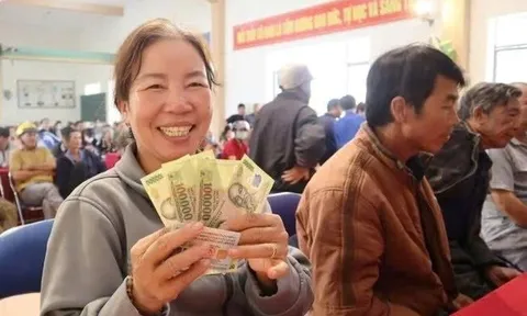 Những hộ gia đình nào được tặng 2,5 triệu đồng tiền mặt và 500 nghìn đồng hiện vật Tết Nguyên đán 2026?