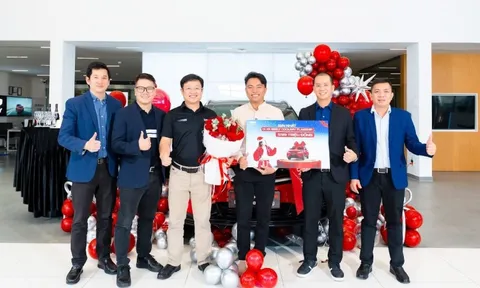 Khách hàng trúng Geely Coolray sau livestream: “Tôi tưởng cuộc gọi từ hãng là lừa đảo”