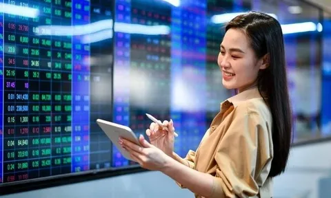 Cổ phiếu đầu tư công và bất động sản khu công nghiệp dẫn sóng kéo VN-Index tăng gần 7 điểm