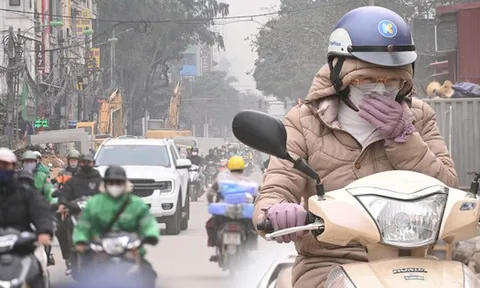 Sát Tết, đường Nguyễn Tuân vẫn ngổn ngang: Người dân Hà Nội "kêu trời" vì bụi mù kèm ùn tắc