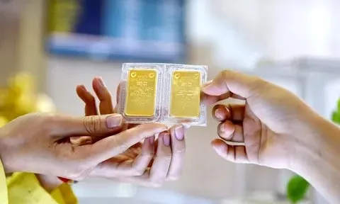 Sau một năm, giá vàng trong nước đã tăng hơn 77%