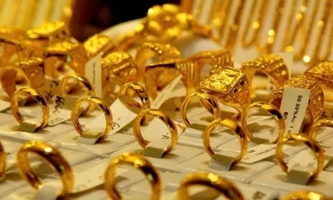 Sáng 7/2, giá vàng tăng lên hơn 179 triệu đồng/lượng