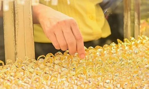 Chiều 6/2: Giá vàng bật tăng mạnh so với mức thấp buổi sáng