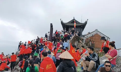 Du lịch đầu xuân Bính Ngọ 2026: Hàng loạt điểm tắc cứng, khách bỏ cuộc ra về