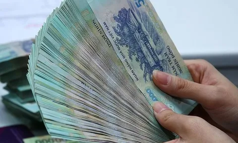 Nhân viên bảo trì ATM chiếm đoạt tiền của ngân hàng rồi 'nướng' vào cờ bạc