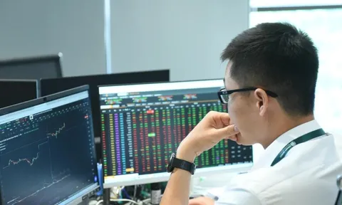 Nhiều 'ẩn số' tháng 3, VN-Index có chinh phục được 1.900 điểm?