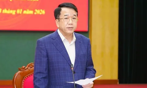 Công bố các quyết định của Bộ Chính trị, Ban Bí thư về công tác cán bộ tại tỉnh Ninh Bình