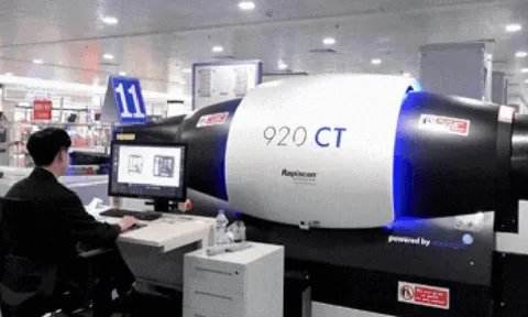 Cận cảnh 'phi thuyền' soi chiếu xịn nhất thế giới ở sân bay nổi tiếng Việt Nam vừa 'lên đời'