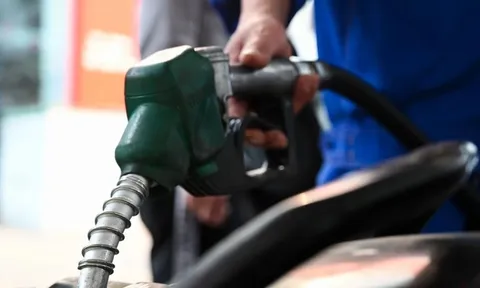 Những nơi giá xăng rẻ không tin nổi