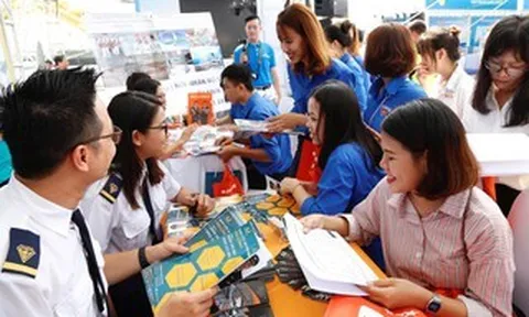 Khơi thông nguồn nhân lực chất lượng cao cho Hà Nội: Gợi mở từ hệ sinh thái hàng không