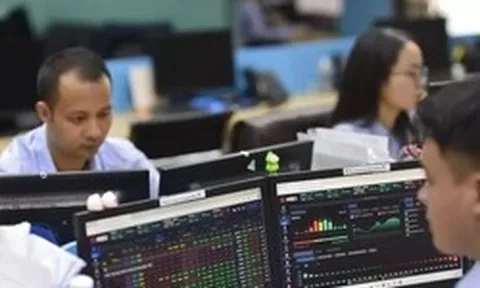 Chứng khoán hồi phục trong 'nghi ngờ'