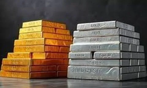 Quỹ vàng, bạc lớn nhất thế giới làm gì khi giá đảo chiều?