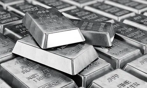 Giá bạc hôm nay (27/3): Giá bạc trong nước tiếp đà giảm, bạc thế giới lại phục hồi mạnh