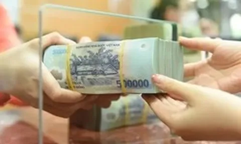 Cách nào ‘hạ nhiệt’ lãi suất?