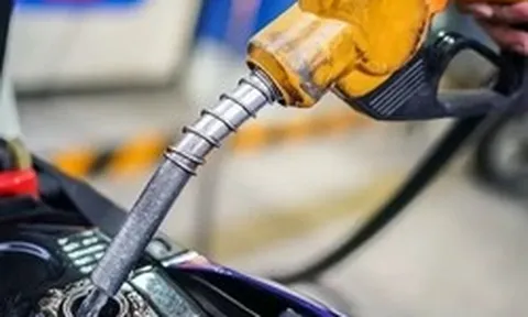 Phân bổ xăng dầu theo thứ tự ưu tiên trong tình huống khẩn cấp