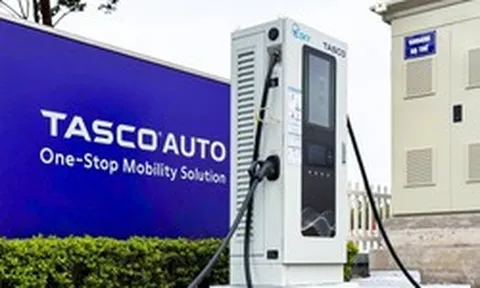 Tasco bất ngờ bắt tay Ford mở rộng trạm sạc xe điện tại Việt Nam
