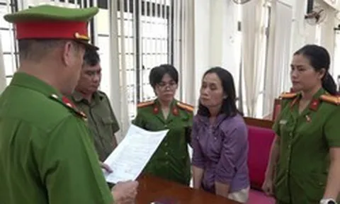 Thi hành lệnh bắt tạm giam Cao Thị Bé 54 tuổi