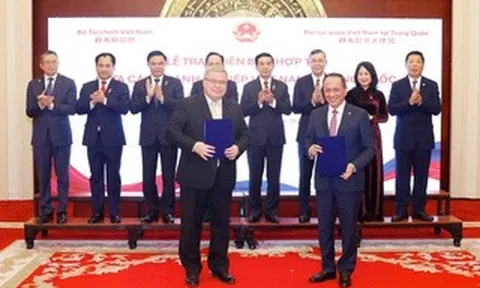 Vietnam Airlines ký thỏa thuận 50 triệu USD với đối tác Trung Quốc