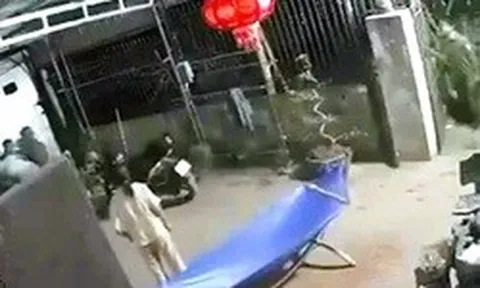 Một trưởng thôn bị đâm tử vong