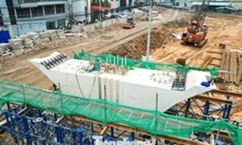Hai cầu vượt Vành đai 1 dần lộ diện sau hơn 3 tháng thi công