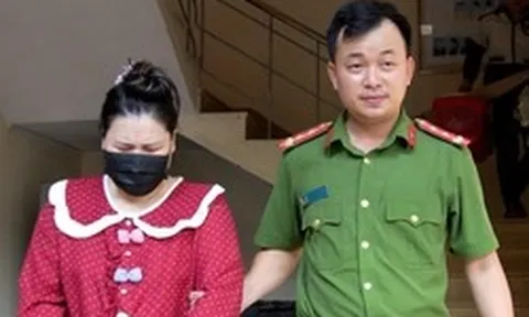 Võ Thị Bé Nhung chuyển khoản gần 100 triệu mua xe máy nhưng chủ cửa hàng không nhận được: Công an vào cuộc