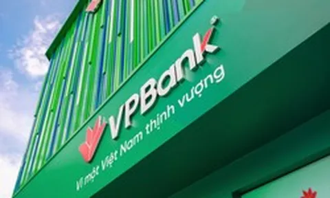 Sếp VPBank muốn mua 30 triệu cổ phiếu VPB, giá trị 840 tỷ đồng