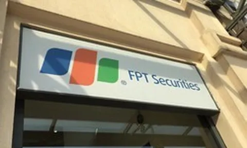 FPTS chốt quyền phát hành cổ phiếu thưởng và trả cổ tức tiền mặt 5%