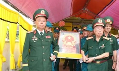 Sau gần nửa thế kỷ, Anh hùng Lực lượng vũ trang Nhân dân Nguyễn Sông Thao đã trở về đất mẹ