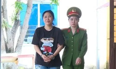 Ra lệnh khám xét khẩn cấp, bắt tạm giam môi giới Lê Thị Thảo SN 1975