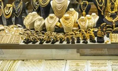 Thuế thu hồi công văn đề nghị tiệm vàng cung cấp tài khoản của nhân viên