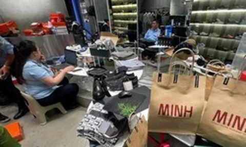 TPHCM: Dồn dập vây bắt hàng giả