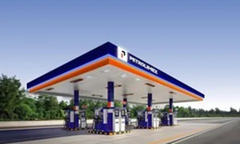 Giá dầu neo cao, Petrolimex có thể từng bước hoàn nhập dự phòng hàng tồn kho