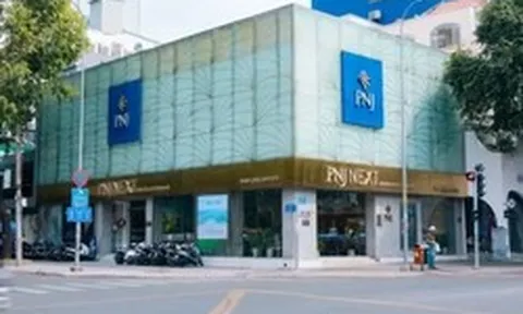 PNJ báo lãi lớn, bất ngờ giá thu mua nhẫn kim cương