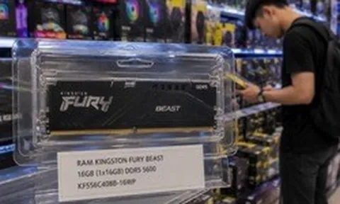 Khủng hoảng chip nhớ toàn cầu khiến giá laptop, RAM, SSD tăng phi mã, người dùng Việt phải chờ đến khi nào?