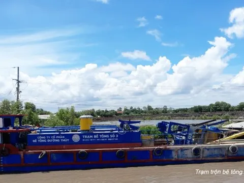 Trạm trộn bê tông có thể nâng/hạ độ cao, lắp đặt trên phương tiện thủy