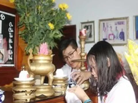 Nên lau dọn bàn thờ trước hay sau ngày ông Công ông Táo?