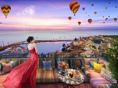 The Sky: Điểm chạm phồn hoa của Thị trấn Địa Trung Hải