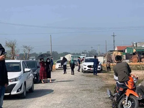 Dòng tiền bị siết, giá bất động sản có "hạ nhiệt"?