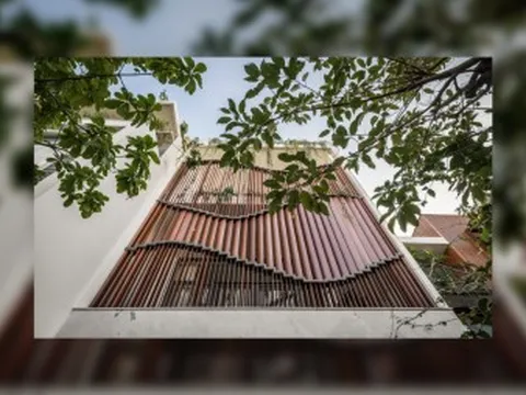 Nhà phố độc đáo với hai lớp vỏ